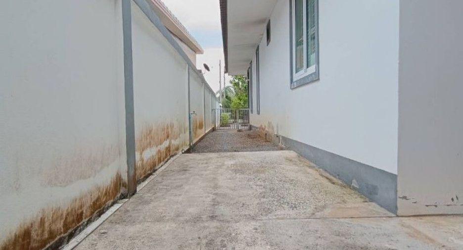 For sale 2 bedrooms house in Thung Song, Nakhon Si Thammarat