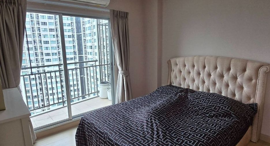 À louer 2 chambres condo à Huai Khwang, Bangkok