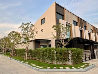 Аренда 4 спальни таунхаус в Bang Phli, Самутпракан