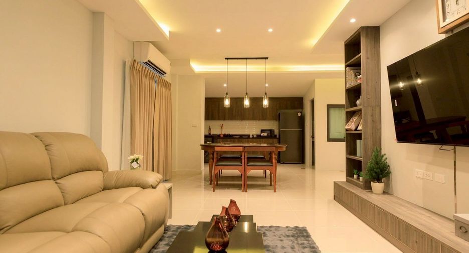 Аренда 4 спальни таунхаус в Bang Phli, Самутпракан
