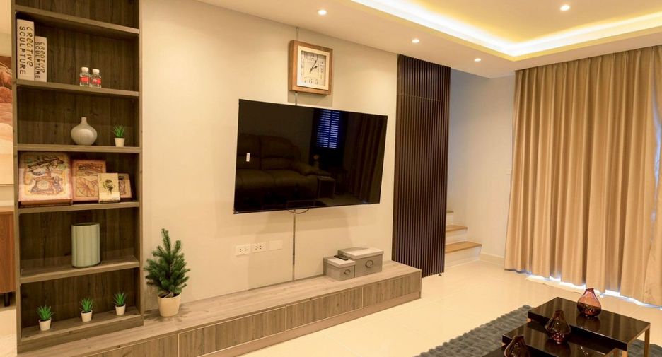 Аренда 4 спальни таунхаус в Bang Phli, Самутпракан