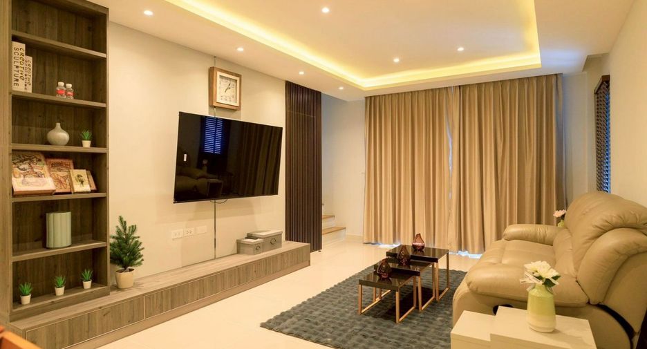 Аренда 4 спальни таунхаус в Bang Phli, Самутпракан