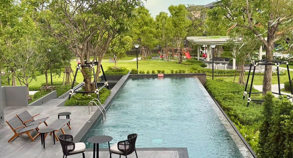 Аренда 4 спальни таунхаус в Bang Phli, Самутпракан