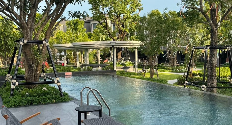 Аренда 4 спальни таунхаус в Bang Phli, Самутпракан