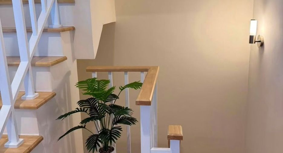 For rent 3 ベッドルーム townhouse in Prawet, Bangkok