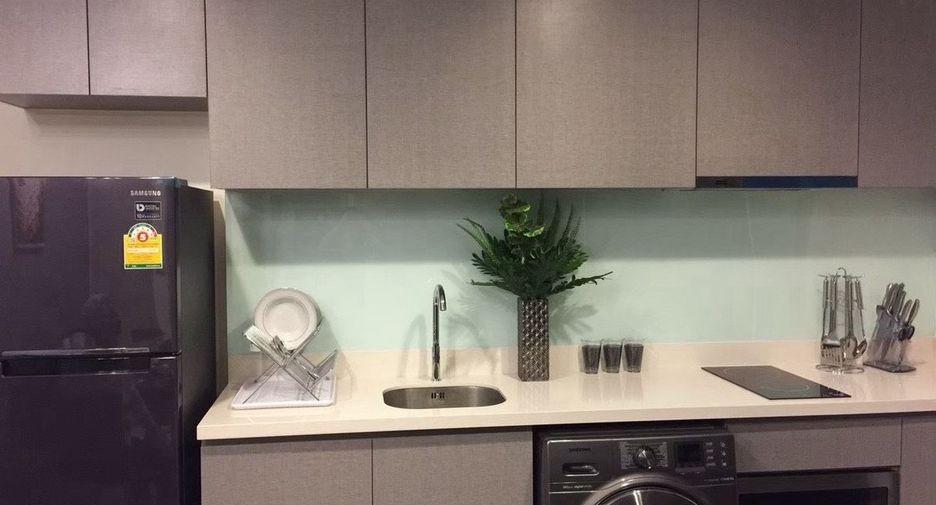 For rent 1 bed condo in Khlong Toei, Bangkok