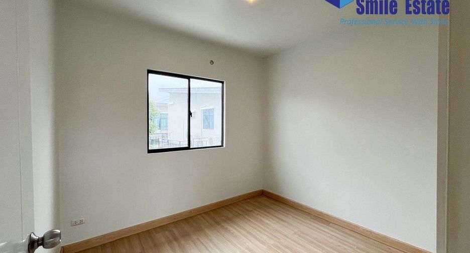 À vendre 4 chambres maison de ville à Bang Phli, Samut Prakan