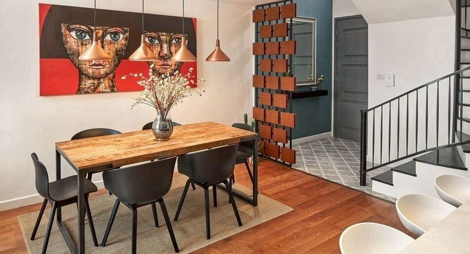 Продажа 2 спальни кондо в Сатхон, Бангкок