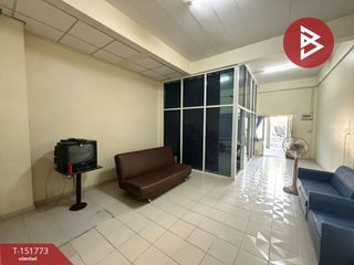 Casa adosada en venta de 5 habitaciones en Mueang Nakhon Pathom, Nakhon Pathom