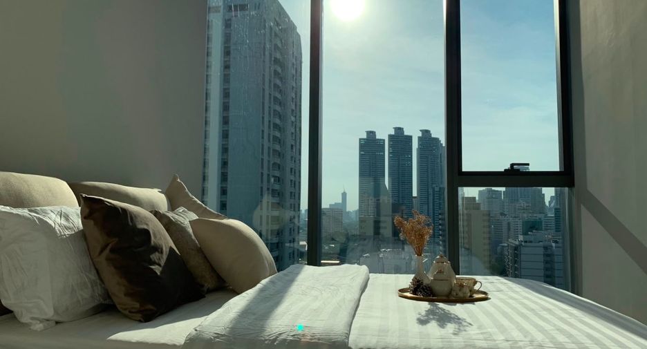 Condo en venta de 2 habitaciones en Khlong Toei, Bangkok
