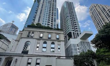 For sale 2 ベッドルーム condo in Khlong Toei, Bangkok