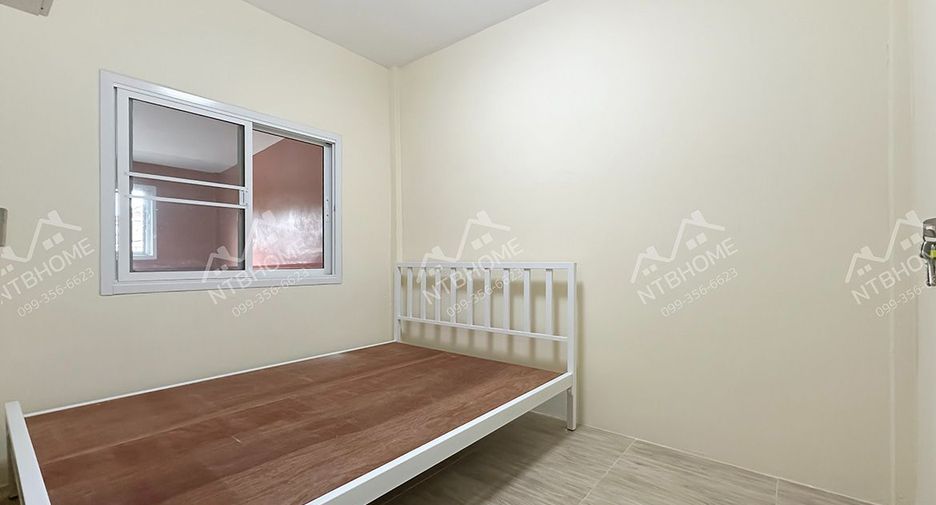 Reihenhaus zum Kauf mit 2 Zimmer in Sai Noi, Nonthaburi
