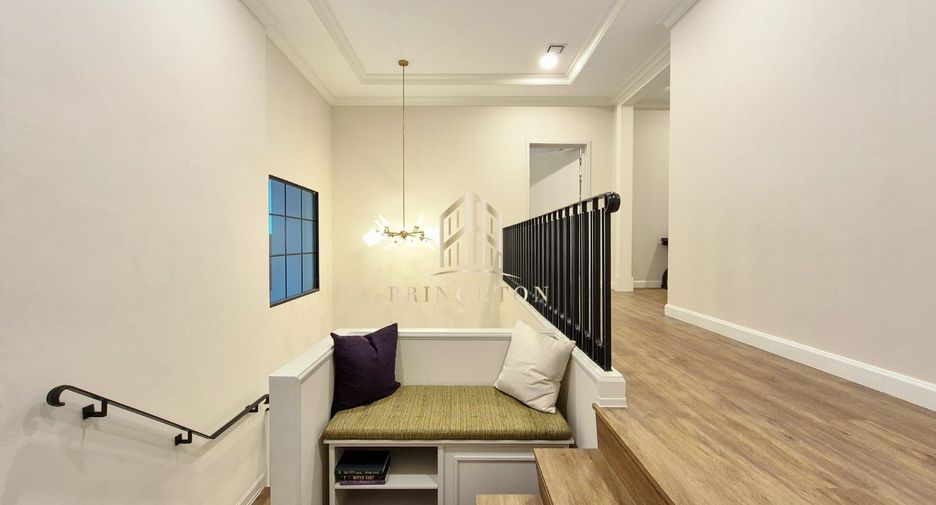 Casa en venta de 4 habitaciones en Saphan Sung, Bangkok