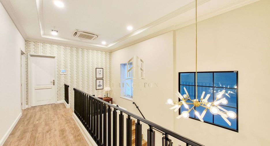Casa en venta de 4 habitaciones en Saphan Sung, Bangkok