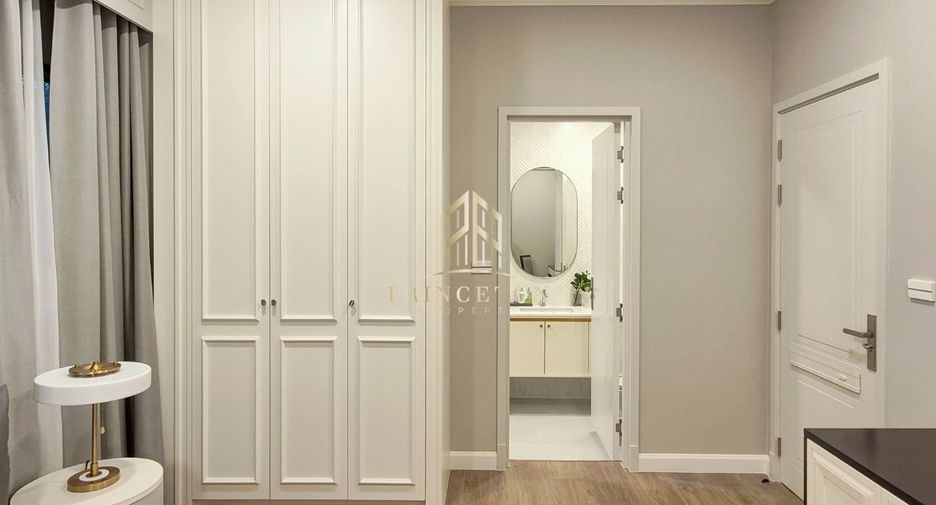 Casa en venta de 4 habitaciones en Saphan Sung, Bangkok