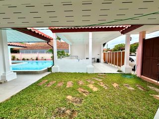 Casa en alquiler de 4 habitaciones en Huay Yai, Pattaya