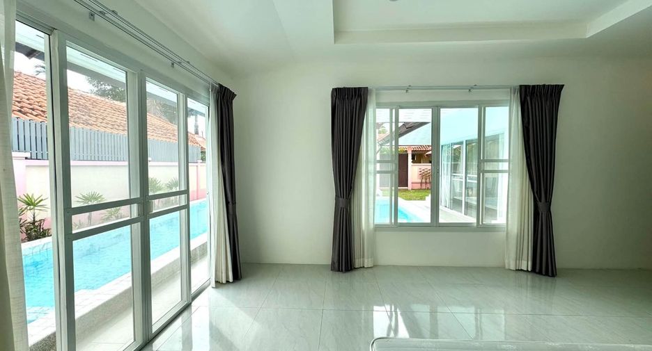 À louer 4 chambres maison à Huay Yai, Pattaya
