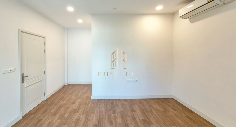 Casa en venta de 4 habitaciones en Saphan Sung, Bangkok