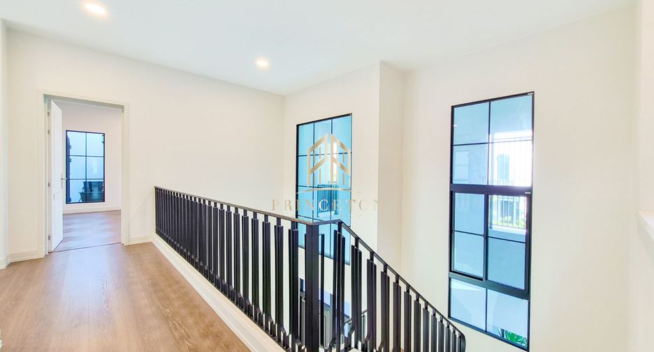 Casa en venta de 4 habitaciones en Saphan Sung, Bangkok