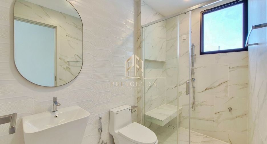Casa en venta de 4 habitaciones en Saphan Sung, Bangkok