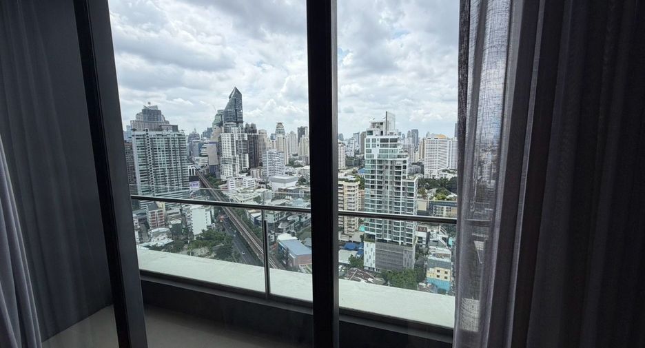 Wohnung zur Miete und zum Kauf mit 2 Zimmer in Khlong Toei, Bangkok