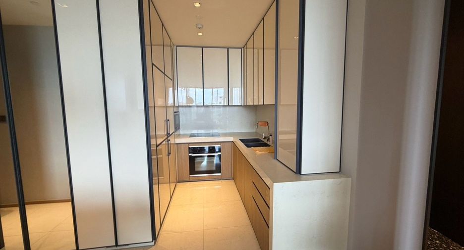 Wohnung zur Miete und zum Kauf mit 2 Zimmer in Khlong Toei, Bangkok