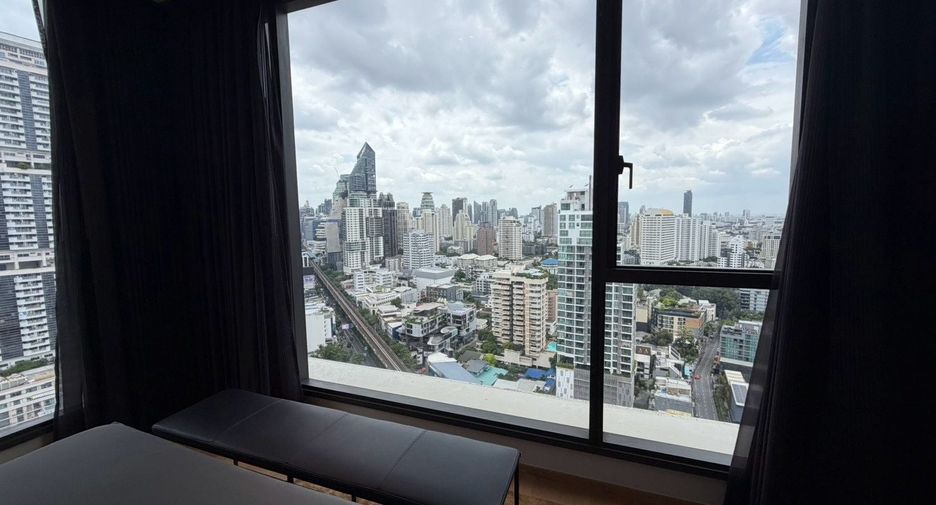 Wohnung zur Miete und zum Kauf mit 2 Zimmer in Khlong Toei, Bangkok