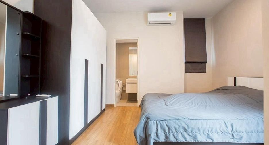 Аренда и продажа 4 спальни дом в Лат Пхрао, Бангкок