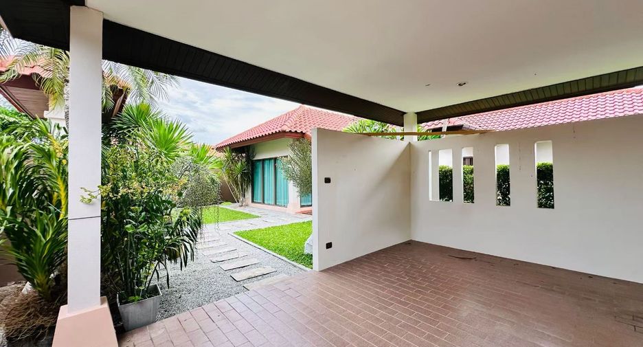 出售 3 卧室 独立屋 在 Huai Yai, 芭提雅