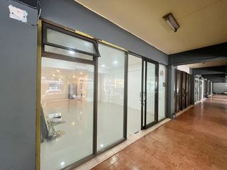 Gewerbefläche zur Miete mit 1 Zimmer in Mueang Chiang Mai, Chiang Mai