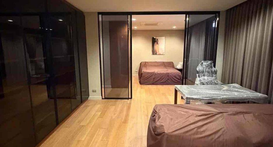 Casa en venta y en alquiler de 5 habitaciones en Suan Luang, Bangkok