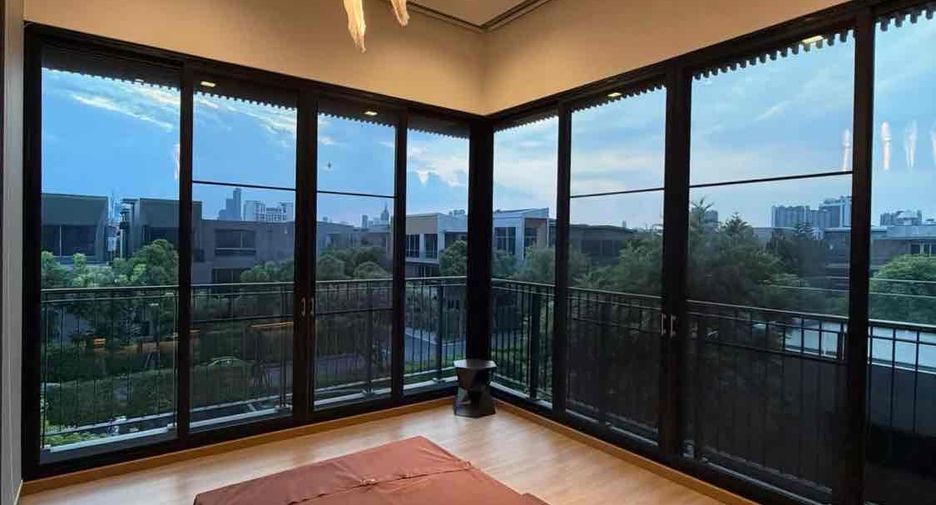 Casa en venta y en alquiler de 5 habitaciones en Suan Luang, Bangkok