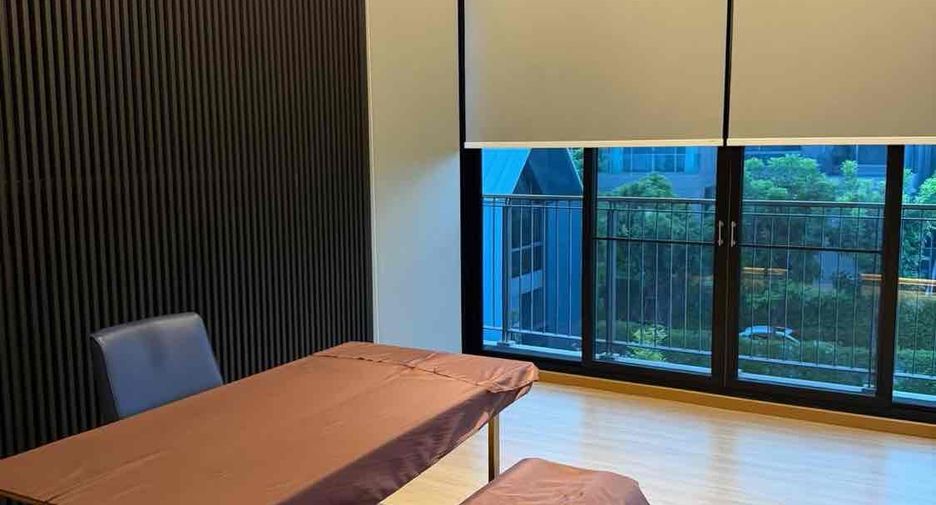 Casa en venta y en alquiler de 5 habitaciones en Suan Luang, Bangkok