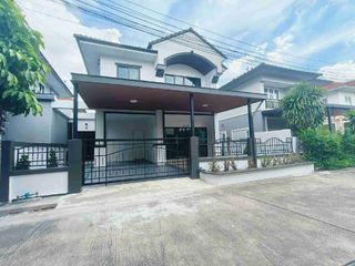 出售 4 卧室 独立屋 在 Khlong Sam Wa, 曼谷