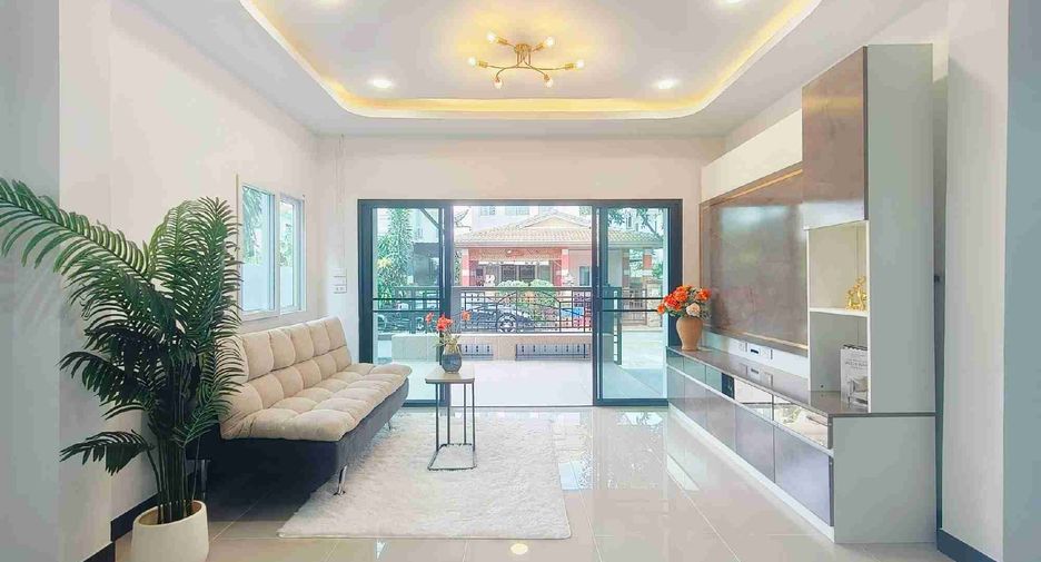 出售 4 卧室 独立屋 在 Khlong Sam Wa, 曼谷
