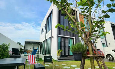 ขาย 4 ห้องนอน วิลล่า 
