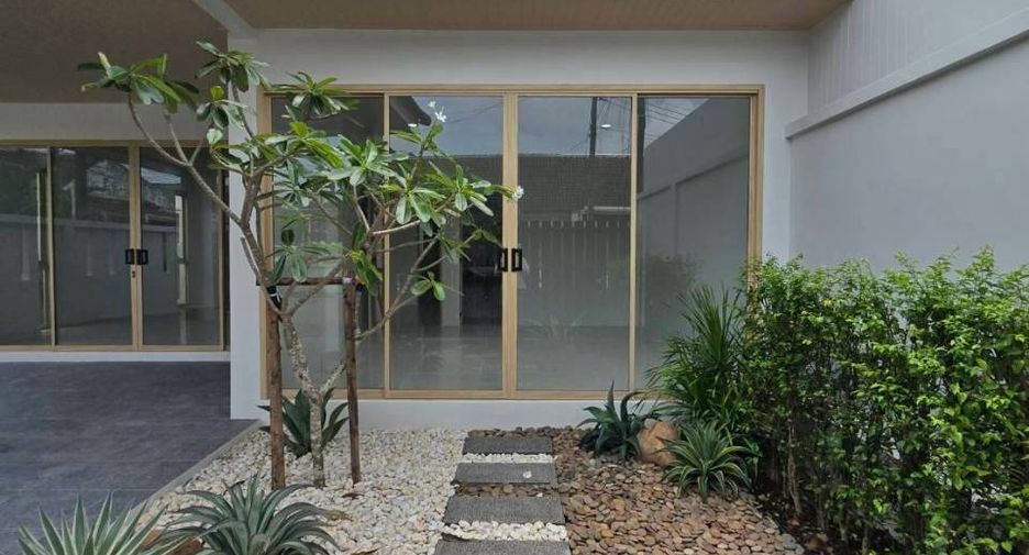 For sale 3 bedrooms house in Mueang Phuket, Phuket