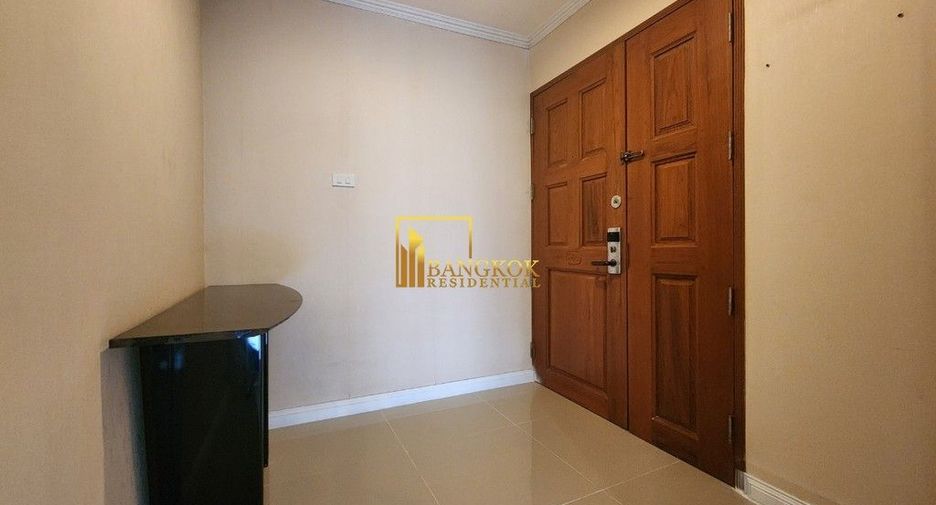 For rent 2 ベッドルーム condo in Watthana, Bangkok