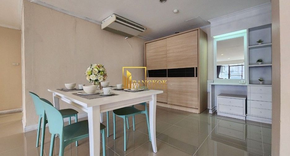 For rent 2 ベッドルーム condo in Watthana, Bangkok
