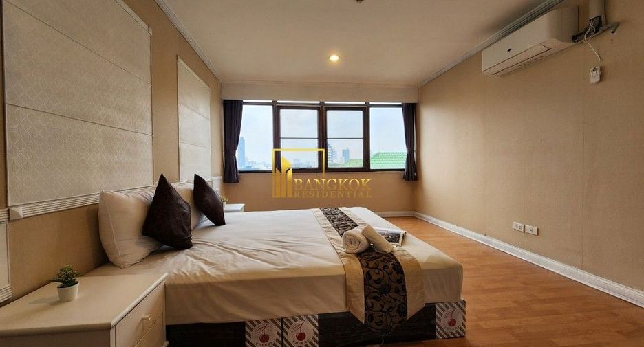 For rent 2 ベッドルーム condo in Watthana, Bangkok
