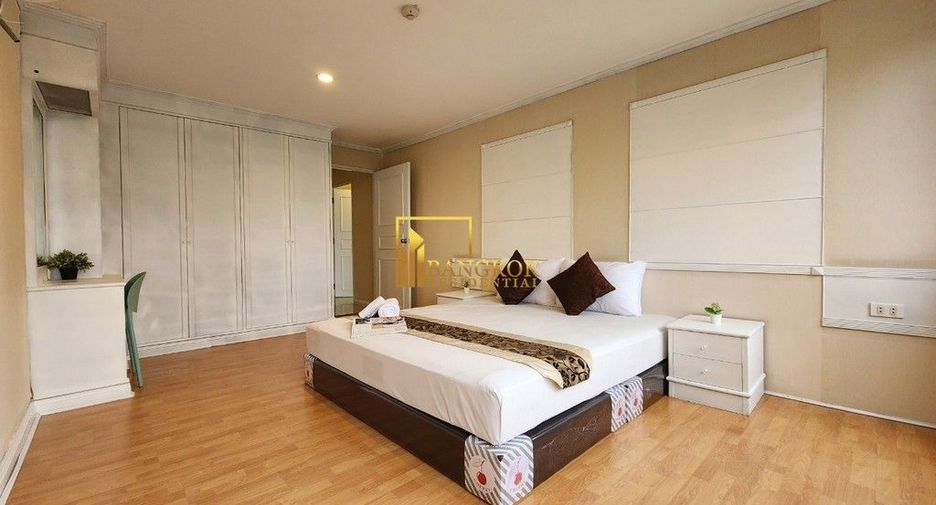 For rent 2 ベッドルーム condo in Watthana, Bangkok