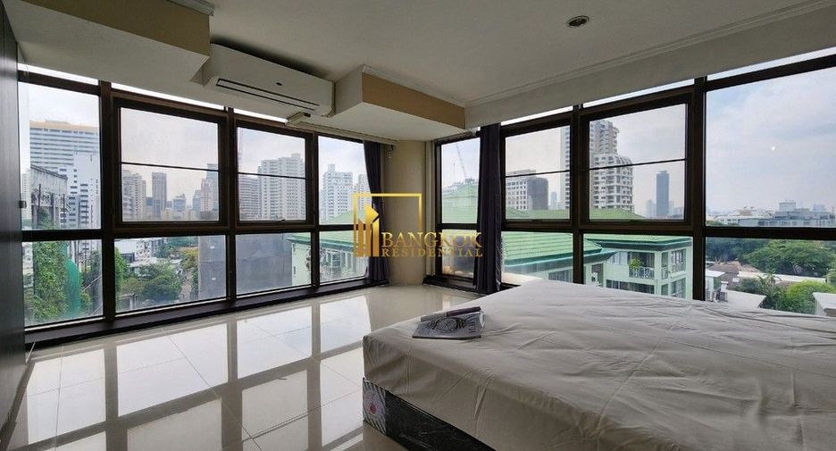 For rent 2 ベッドルーム condo in Watthana, Bangkok
