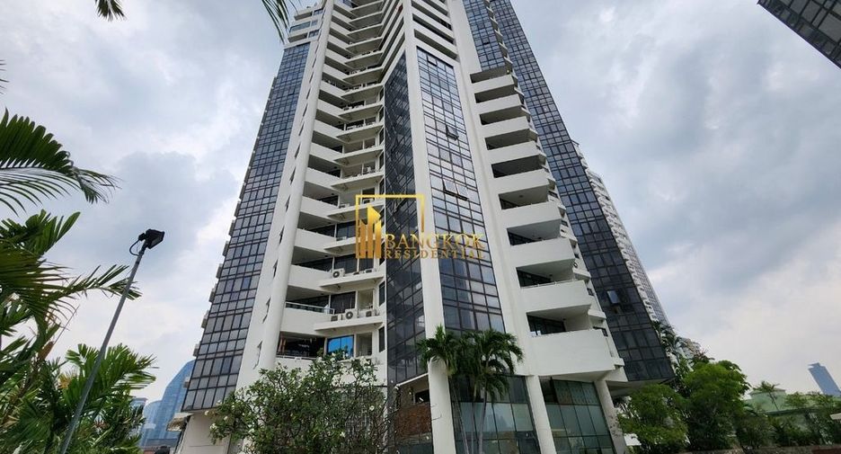 For rent 2 ベッドルーム condo in Watthana, Bangkok