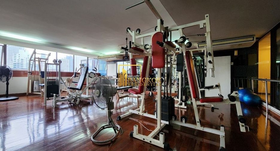 For rent 2 ベッドルーム condo in Watthana, Bangkok