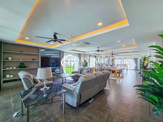 Condo en venta de 4 habitaciones en Bang Lamung, Chonburi