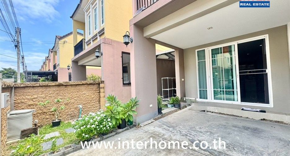 Casa en venta de 4 habitaciones en Mueang Samut Sakhon, Samut Sakhon