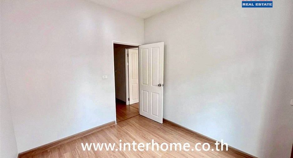 Casa en venta de 4 habitaciones en Mueang Samut Sakhon, Samut Sakhon