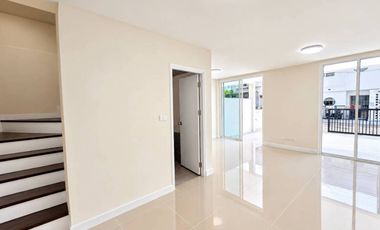 For sale 2 bedrooms townhouse in Mueang Phuket, Phuket