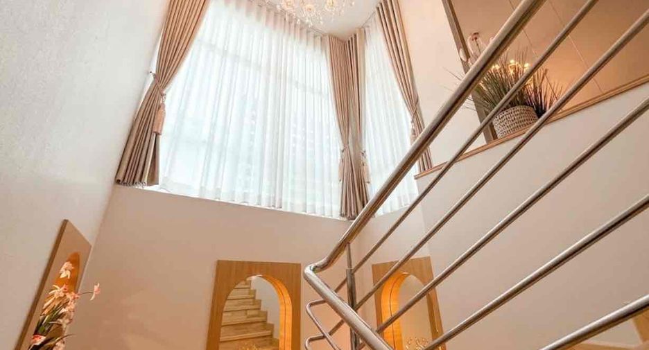 Villa zur Miete mit 7 Zimmer in Bang Lamung, Chonburi