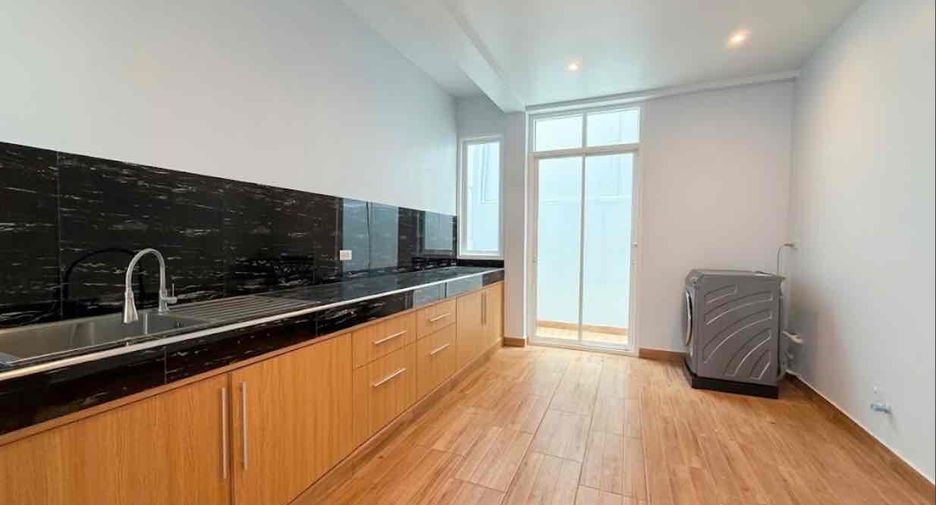 Villa zur Miete mit 7 Zimmer in Bang Lamung, Chonburi